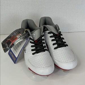 Ringor Flite Spike Soundwaves Softball Cleats Women’s 7 White Red NWT